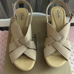 Clarks wedge new in box